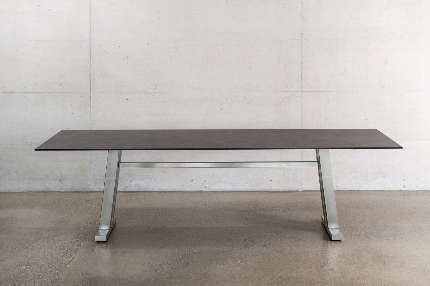 Palou Tisch – Design-Esstisch für Innen- und Außenbereich von H. Hasler AG