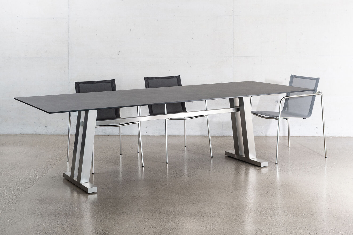 Palou Tisch – Design-Esstisch für Innen- und Außenbereich von H. Hasler AG