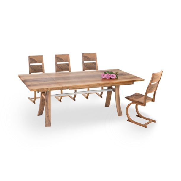 Tisch-Calobra_Baumkante-Auszugtisch-Sessel-Ligado-1024x682-1
